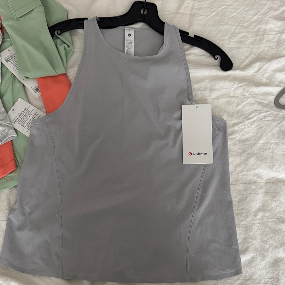 lululemon athletica seal gray lightweight stretch run tank Women's Top